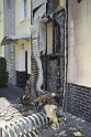 Rollerbrand dann Feuer 1 Fassadenbrand Koeln Gremberg Kroppergasse P54